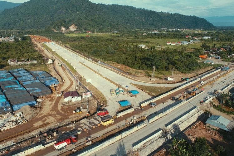 Kajati Sumbar Usut Dugaan Penyimpangan Ganti Rugi Proyek Tol Padang-Sicincin Rp30 Miliar 1 Pengerjaan jalan tol Padang-Sicincin yang merupakan Bagian dari jalan tol Sumbar-Riau.