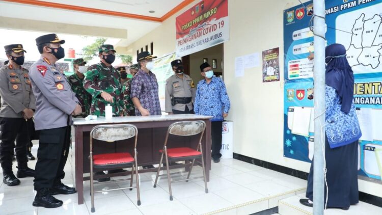 Kapolri dan Panglima TNI sidak PPKM di Kudus.