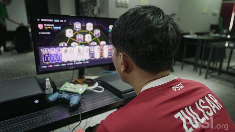 Atlet FIFAe Nations Club Indonesia.