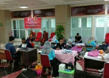 Stok Darah Menipis Masa Pandemi, Dua’s Coffee bersama KSR PMI UBH Galang Donor Darah