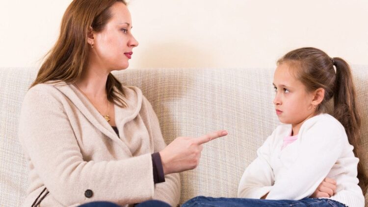 ilustrasi mengajari anak