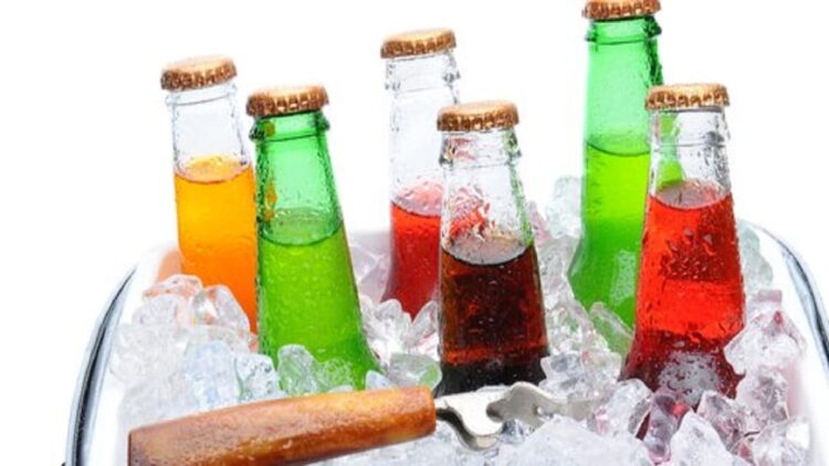 Waspada! Konsumsi Minuman Soda Berefek Buruk pada Kesuburan 1 ilustrasi minuman bersoda