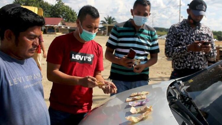 Juru parkir liar ditangkap Polres Dharmasraya.