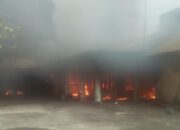 INFO TAKAJA: Kebakaran Lahap Tiga Rumah dan Satu Unit Gudang di Cengkeh