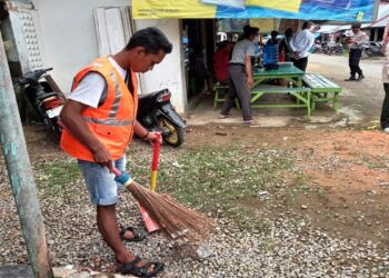 Ratusan Pengunjung dan Pedagang Pasar di Pesisir Selatan Terjaring Razia Prokes