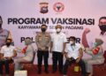 Kerja Sama dengan Polda Sumbar, PT Semen Padang Vaksin 1.200 Karyawan 6 Kerja Sama dengan Polda Sumbar, PT Semen Padang Vaksin 1.200 Karyawan