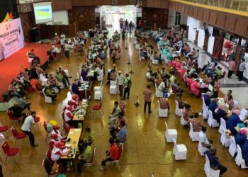 Ribuan Karyawan Semen Padang Group Divaksin