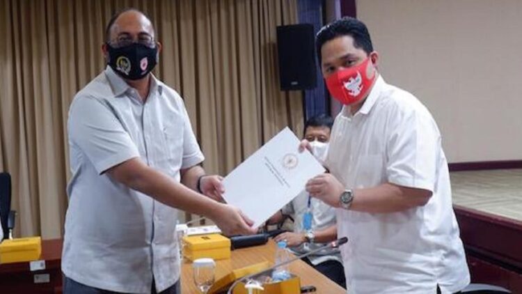 Andre Rosiade dan Erick Thohir.