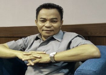 Covid-19 Kian Ganas, Hidayat: Stop Perjalanan Dinas!