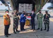 Indonesia Terima Bantuan Ventilator dan Tabung Oksigen dari Singapura