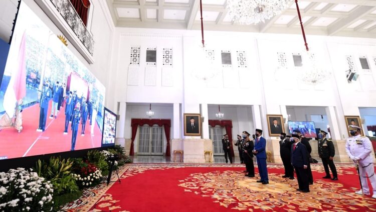 Presiden Jokowi saat dialog di Hari Bhayangkara ke-75.