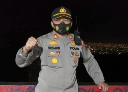 Polisi Tepis Bertindak Represif pada Awaludin Rao di Pos Penyekatan Padang-Solok 1 Kepala Kepolisian Sektor Lubuk Kilangan AKP Lija Nesmon