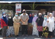 Anggota DPR RI Andre Rosiade Berbagi Sembako di Kurai Taji, Kota Pariaman