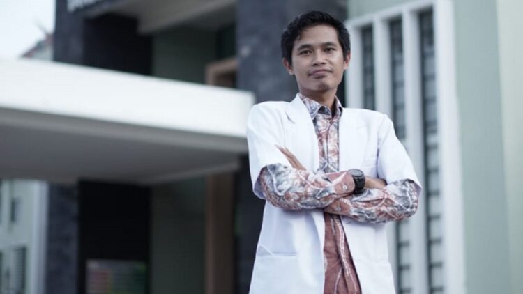 Kepala VCT Semen Padang Hospital, dr. Abdul Rahman.