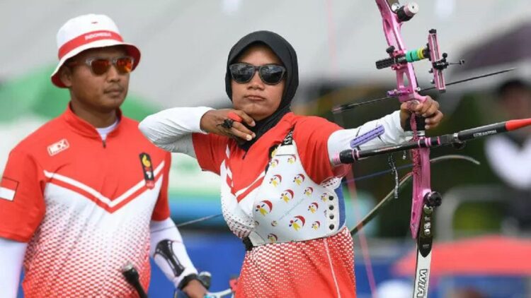 Olimpiade Tokyo 2020, Tim Panahan Indonesia ke Perempat Final Beregu Campuran 1 Atlet panahan Indonesia.