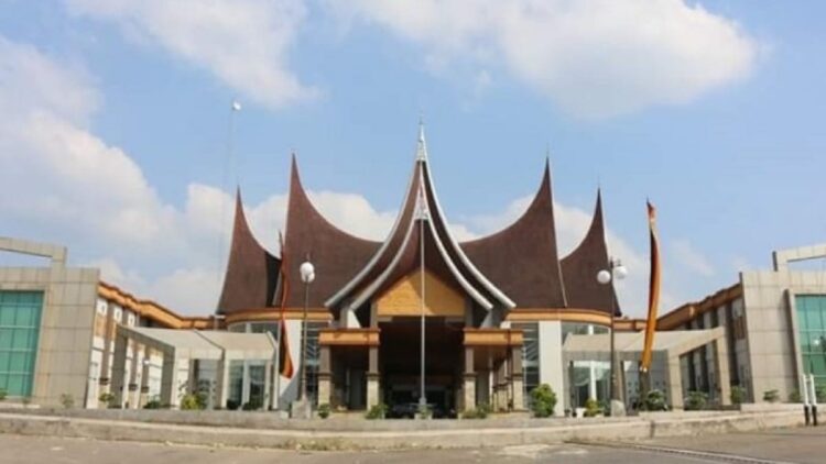 Kantor DPRD Dharmasraya. (dok. istimewa)