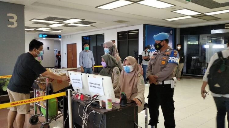 Personil polisi siaga di BIM.