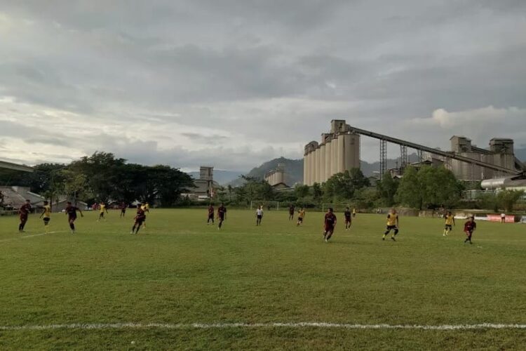 Latin Semen Padang FC.