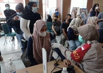 Bank Nagari Gelar Vaksinasi Covid-19 Massal untuk Karyawan dan Masyarakat Umum 2 Bank Nagari Gelar Vaksinasi Covid-19 Massal untuk Karyawan dan Masyarakat Umum