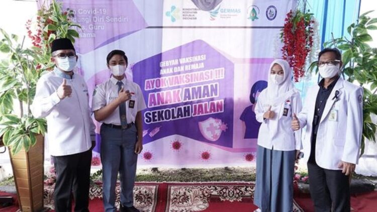 Pencanangan Gebyar Vaksinasi Anak usia 12-17 di Kota Padang. (Humas Kota Padang)