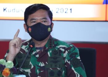 Perhatikan Pasien Isoman, Begini Perintah Panglima TNI kepada Jajarannya 16 Perhatikan Pasien Isoman, Begini Perintah Panglima TNI kepada Jajarannya