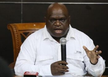 Natalius Pigai: PPKM Diperpanjang Sudah Lama, Virus Corona masih Tetap Menyerang Warga