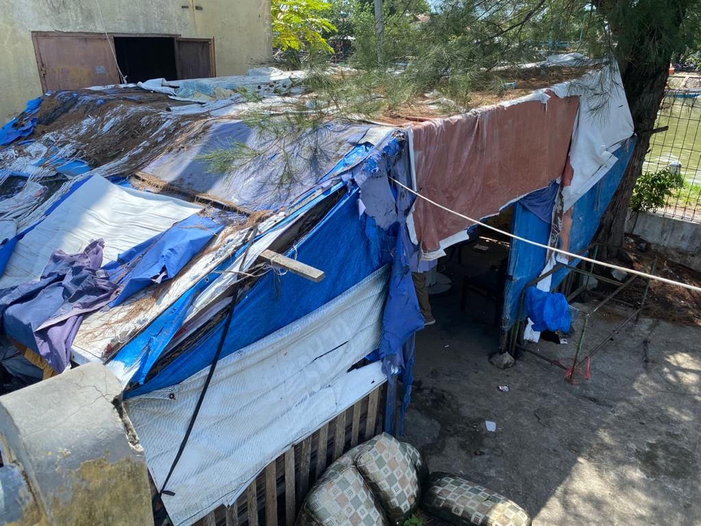 Andre Rosiade Bantu Ibu yang Besarkan 4 Anak di Mesin Pintu Air Purus Padang 2 95F2F416 3156 4017 92B1 FEB3A19DCE2D