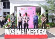 Kapolri Luncurkan Gerakan Vaksinasi Merdeka untuk Capai Target di Hari Kemerdekaan