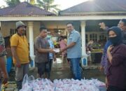 Datangi Korban Banjir di Padang, Japnas Berbakti Berbagi Nasi Kotak