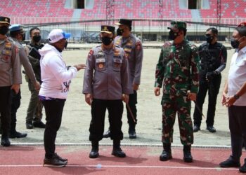 Panglima TNI, Kapolri dan Menpora Tinjau Kesiapan Stadion dan Arena Akuatik PON XX 14 Panglima TNI, Kapolri dan Menpora Tinjau Kesiapan Stadion dan Arena Akuatik PON XX