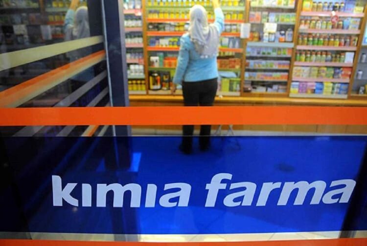 Turunkan Tarif PCR, Kimia Farma Akui Sudah Laksanakan Instruksi Pemerintah 1 Apotek Kimia Farma. (net)