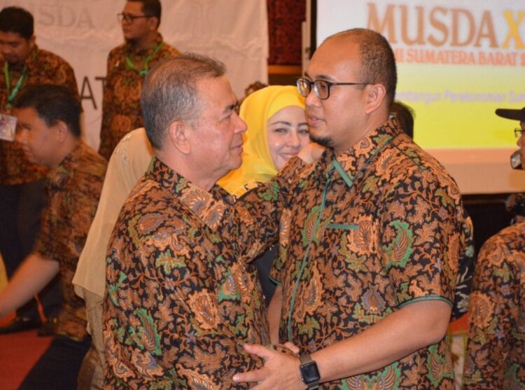 Nasrul Abit Berpulang, Andre Rosiade: Sumbar Kehilangan 1 Foto kenangan Andre Rosiade bersama Nasrul Abit.