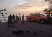 Mandi di Pantai Pasir Jambak, Remaja Hilang Terseret Ombak