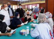 Dorong Capaian Vaksinasi Nasional di Sumbar, Darul Siska Gelar Vaksinasi Massal