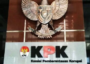 Bupati Probolinggo Kena OTT, KPK Sita Diduga Uang Suap Rp360 Juta