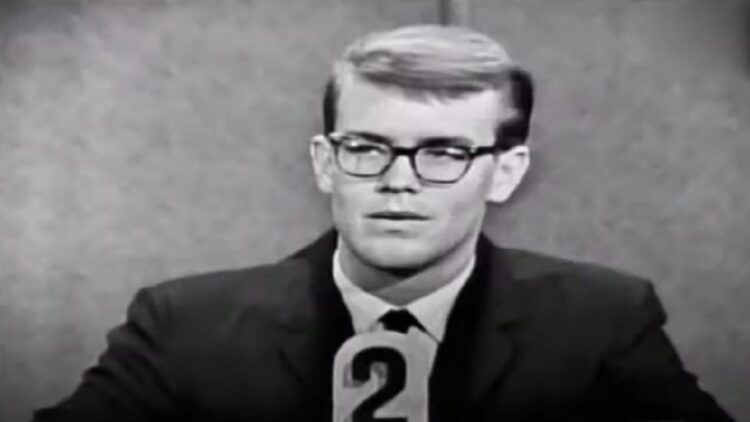 Randy Gardner, Pemegang Rekor Tak Tidur selama 11 Hari 1 Randy Gardner di acara televisi To Tell The Truth pada 1964. Foto: Professor Ross via YouTube