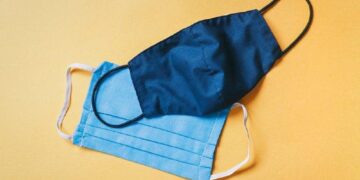 Wajib Tahu! Ini Pentingnya Menggunakan Dobel Masker 8 Wajib Tahu! Ini Pentingnya Menggunakan Dobel Masker