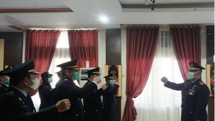 Kemenkumham Sumbar Warning Jajaran terkait Penyelundupan Narkoba ke Dalam Lapas 1 Kepala Kantor Wilayah Kementerian Hukum dan HAM Sumbar Andika Dwi Prasetya, usai mengikuti rapat Hari Bhakti Pemasyarakatan secara virtual dari Padang, Selasa (24/8). (ANTARA/FathulAbdi)