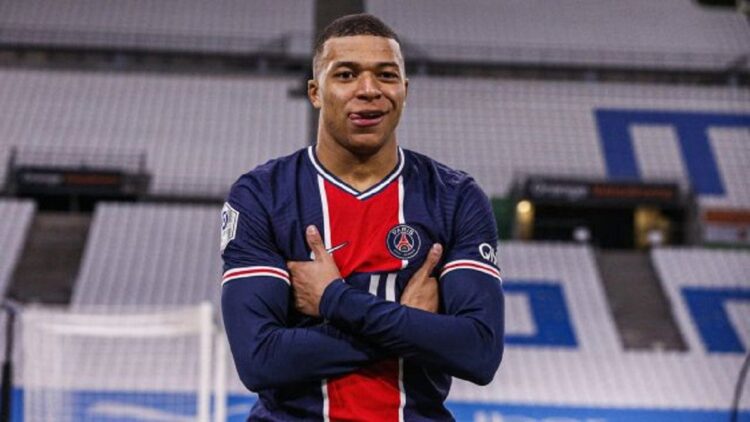 Kylian Mbappe terus dikaitkan pindah dari PSG ke Real Madrid. (Foto/Reuters)