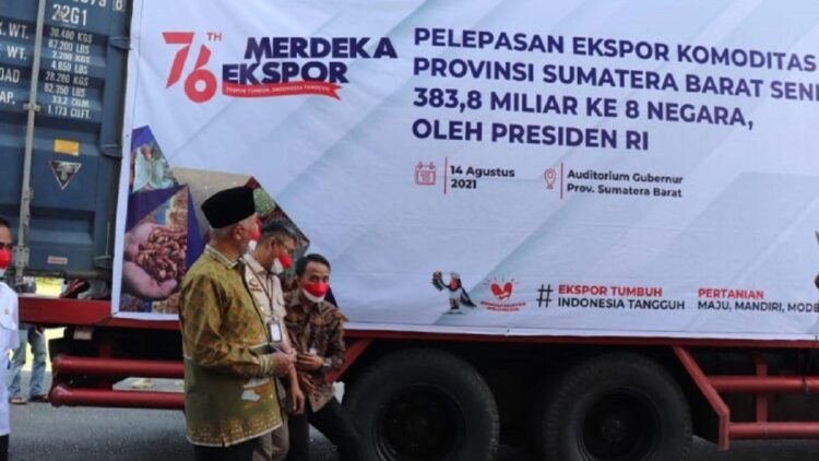 Sumbar Ekspor Produk Pertanian Senilai Rp383,8 Miliar di Masa Pandemi 1 Pelepasan ekspor di Sumbar.