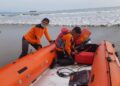 Persiapan tim SAR mencari korban hanyut di Pasie Jambak. (Humas Basarnas)