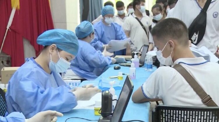 Varian Delta Goyang Ekonomi China 1 Foto: Potret China saat Diserang Varian Delta Covid-19 (Tangkapan layar AP Video)