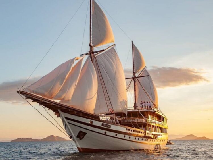 Fakta Unik Ritual Pembuatan Kapal Pinisi, Potong Lunas agar Dijauhi Hal-hal Buruk 1 ilustrasi kapal pinisi. (net)