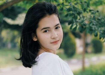 Sandrinna Michelle, Artis Berbakat yang Masuk Nominasi Perempuan Tercantik Dunia