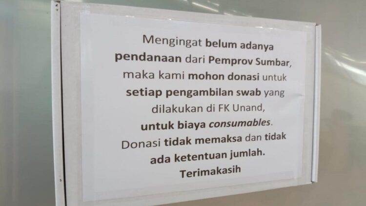 Tulisan di Labor Diagnostik FK Unand.