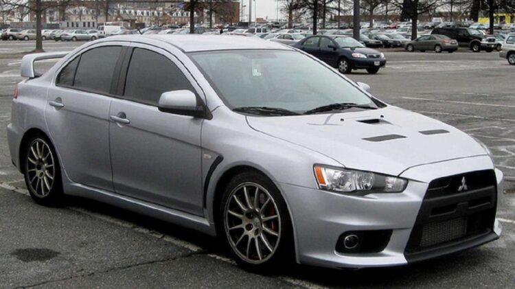 Mitsubishi Lancer dari Waktu ke Waktu, Evolution X Akhir dari Sebuah Era 1 Mitsubishi Lancer Evolution X Foto: dok. Wikimedia Commons