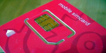 Kemkomdigi Terapkan Registrasi SIM Biometrik 2026, Klaim Bisa Pangkas Penipuan Digital 13 Indosat-Tri Resmi Merger, Telkomsel?