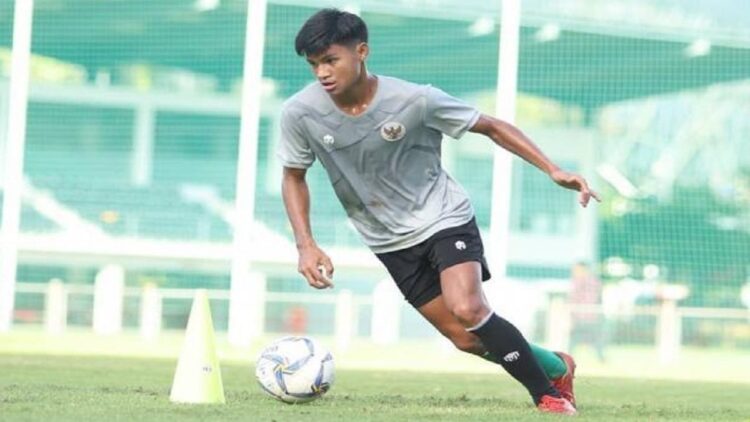 Mantap! Wonderkid Semen Padang FC Ini Kembali Dipanggil ke Timnas 1 Wonderkid Semen Padang FC Genta Alparedo yang kembali dipanggil Timnas Indonesia.