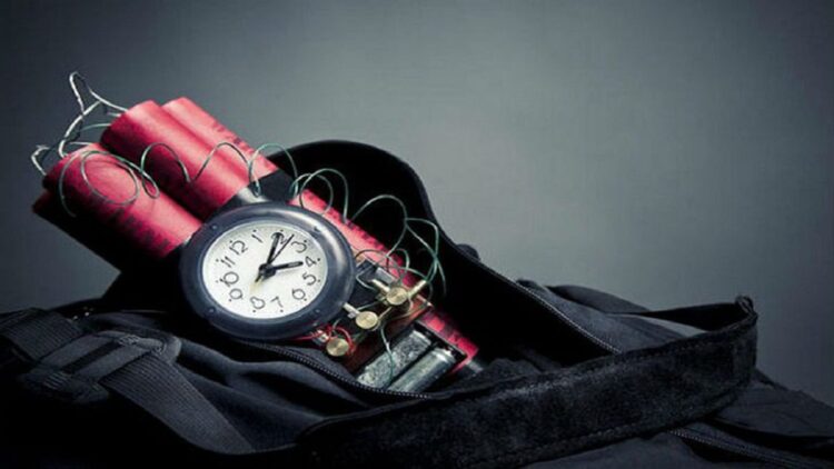 Ilustrasi tas berisi bom. (net)