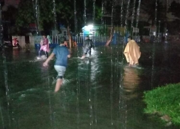 Foto-foto Terkini Banjir di Padang